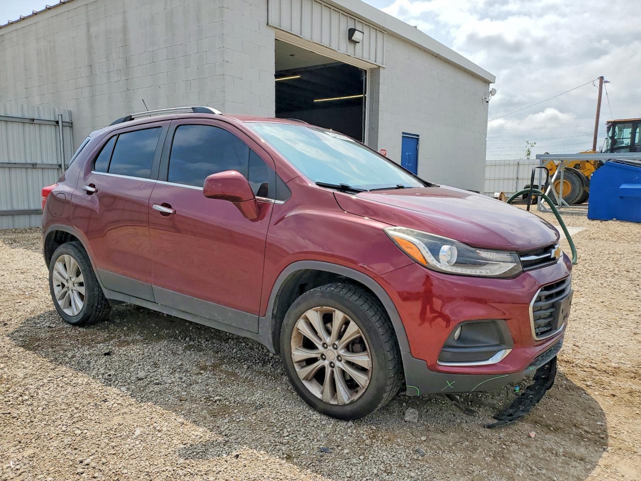 2017 Chevrolet Trax Premier - Image 4