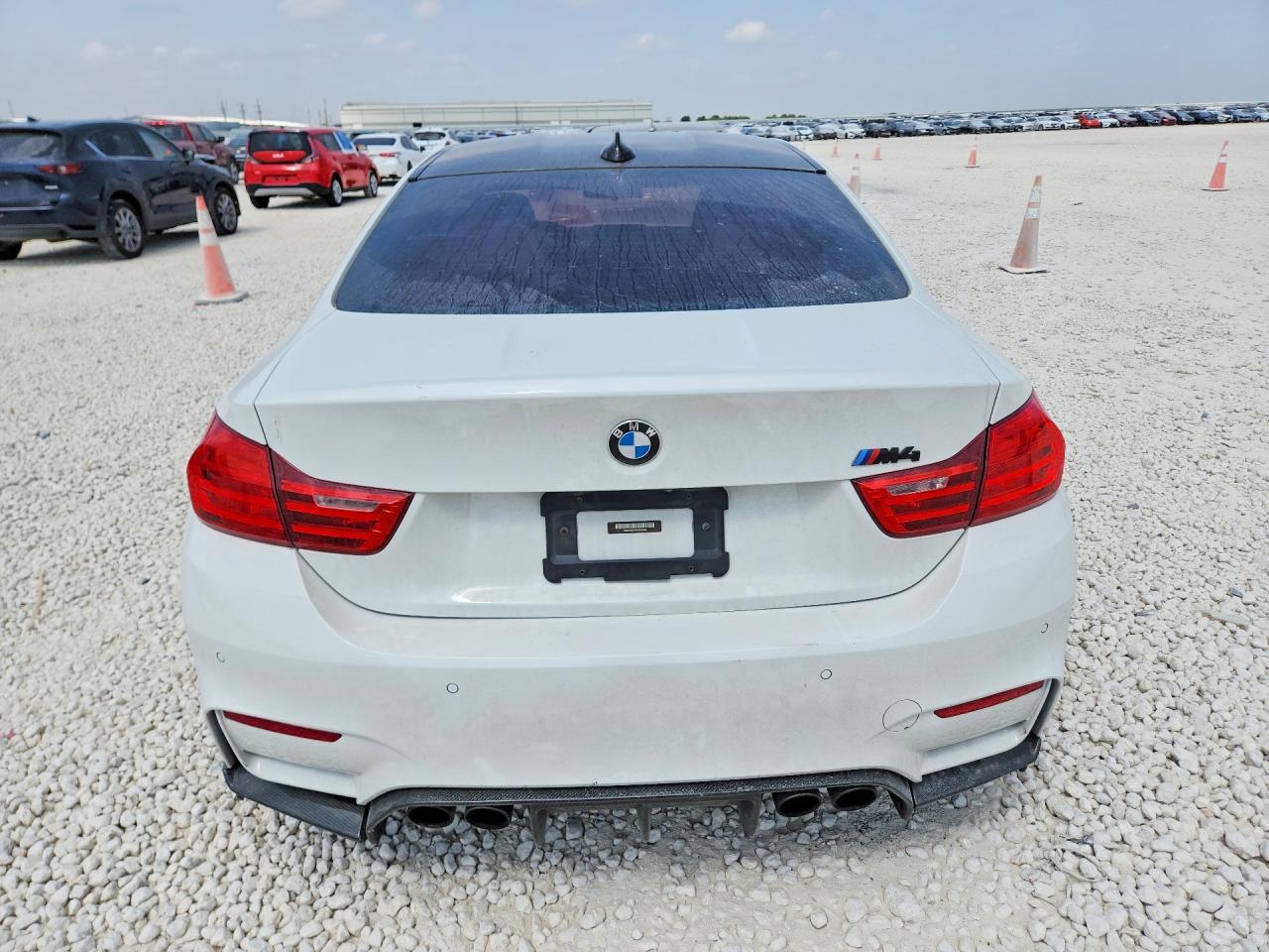 2015 BMW M4 - Фото 6