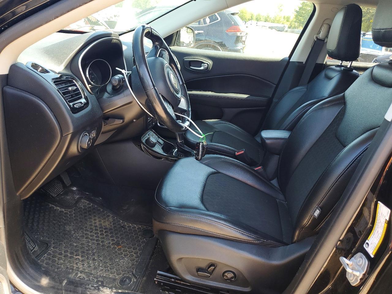 2020 Jeep Compass Latitude - Image 7