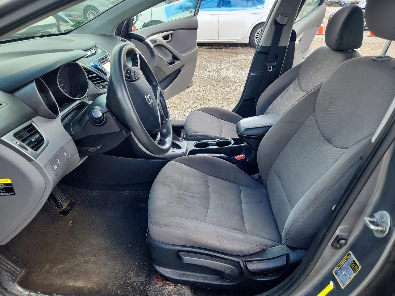 2014 Hyundai Elantra Se - Фото 7