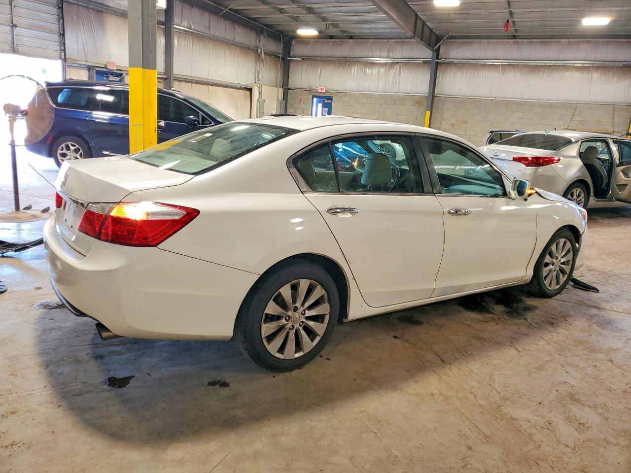 2015 Honda Accord Exl - Image 3