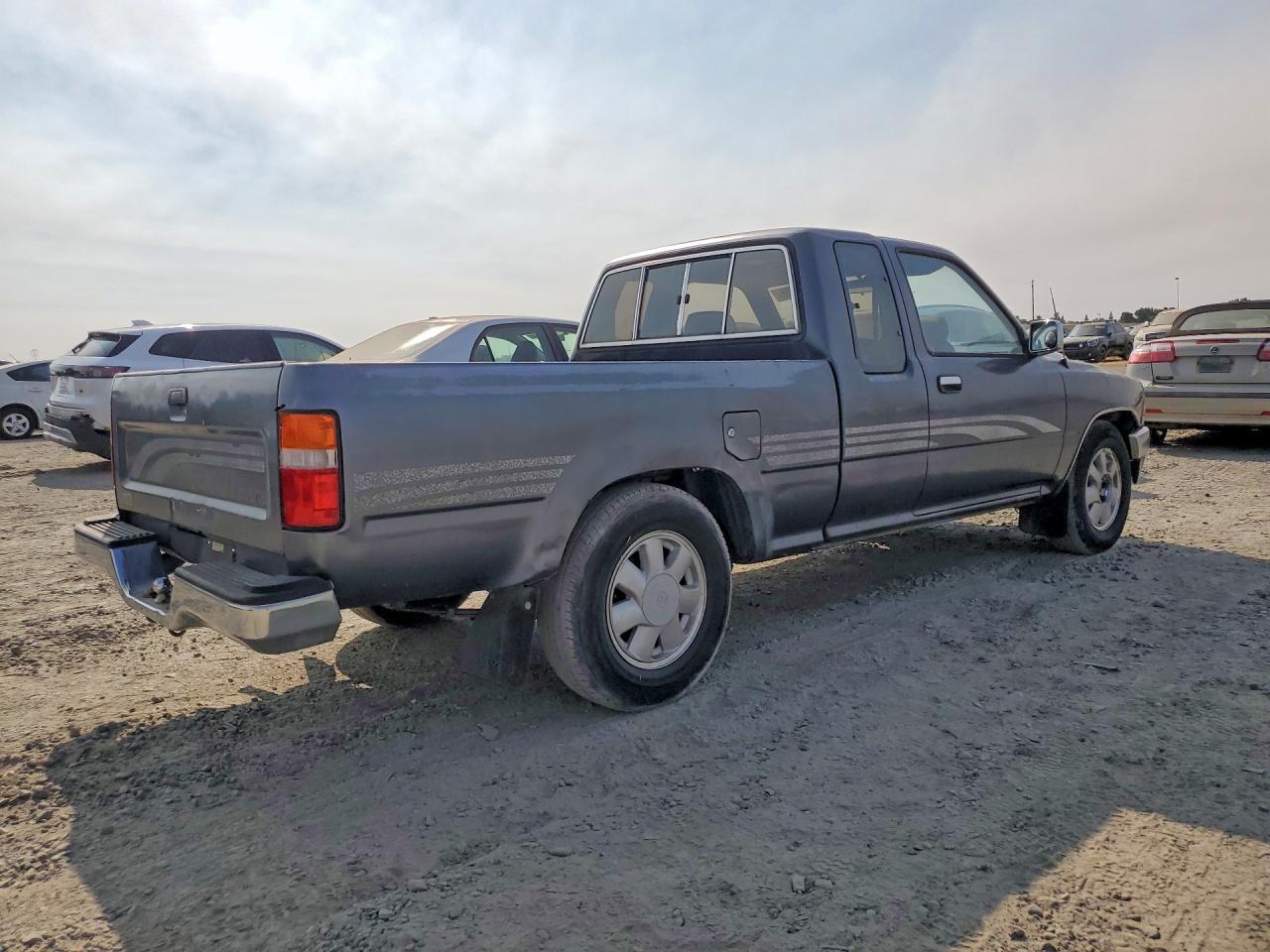 1993 Toyota Pickup Sr5 V6 - Image 3