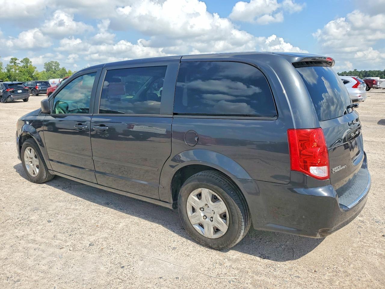 2011 Dodge Grand Caravan Express - Фото 2
