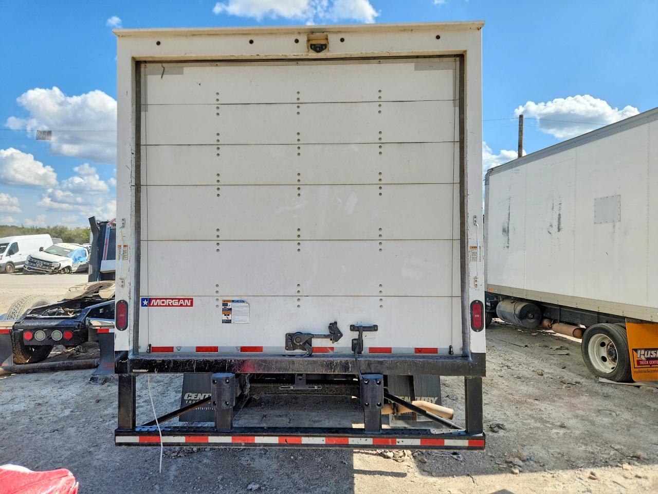 2021 Chevrolet Express G3 - Box Truck - Image 6