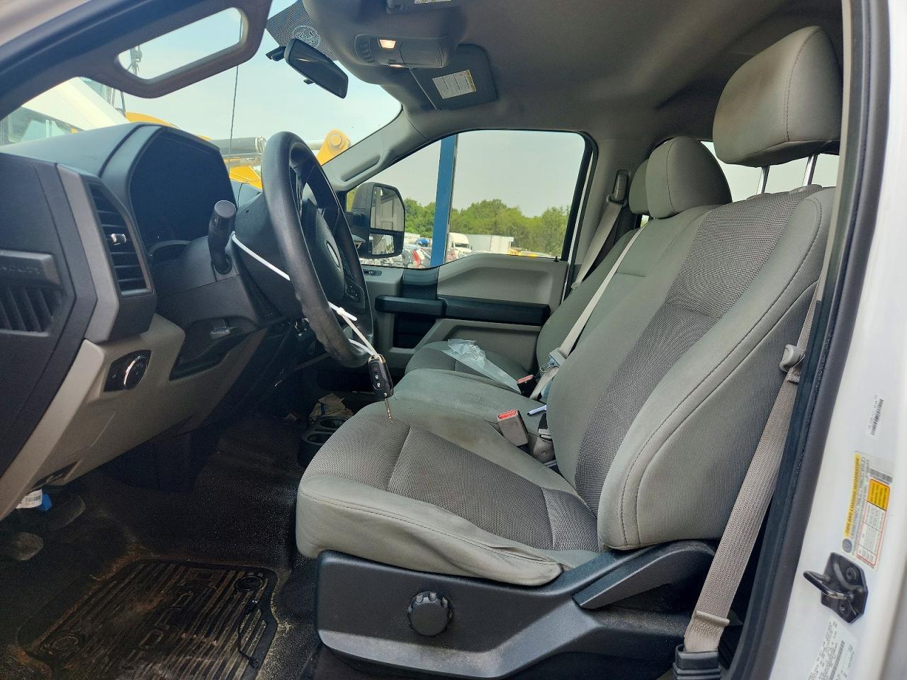 2017 Ford F250 Super Duty - Image 7