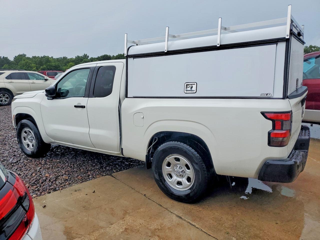 2026 Nissan Frontier S - Image 2
