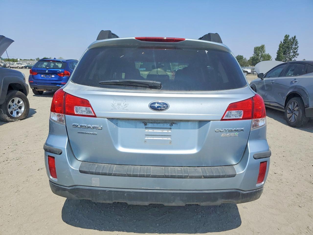 2013 Subaru Outback 2.5I Premium - Image 6