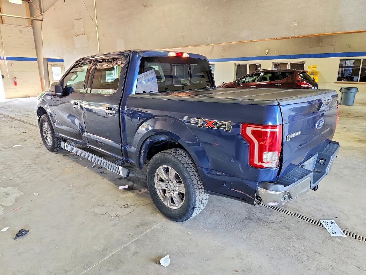 2015 Ford F150 Supercrew - Фото 2