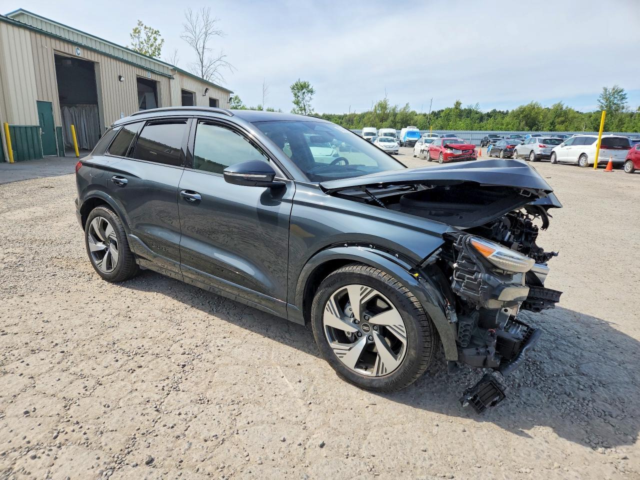 2025 Audi Q6 E-Tron Premium Plus - Фото 4