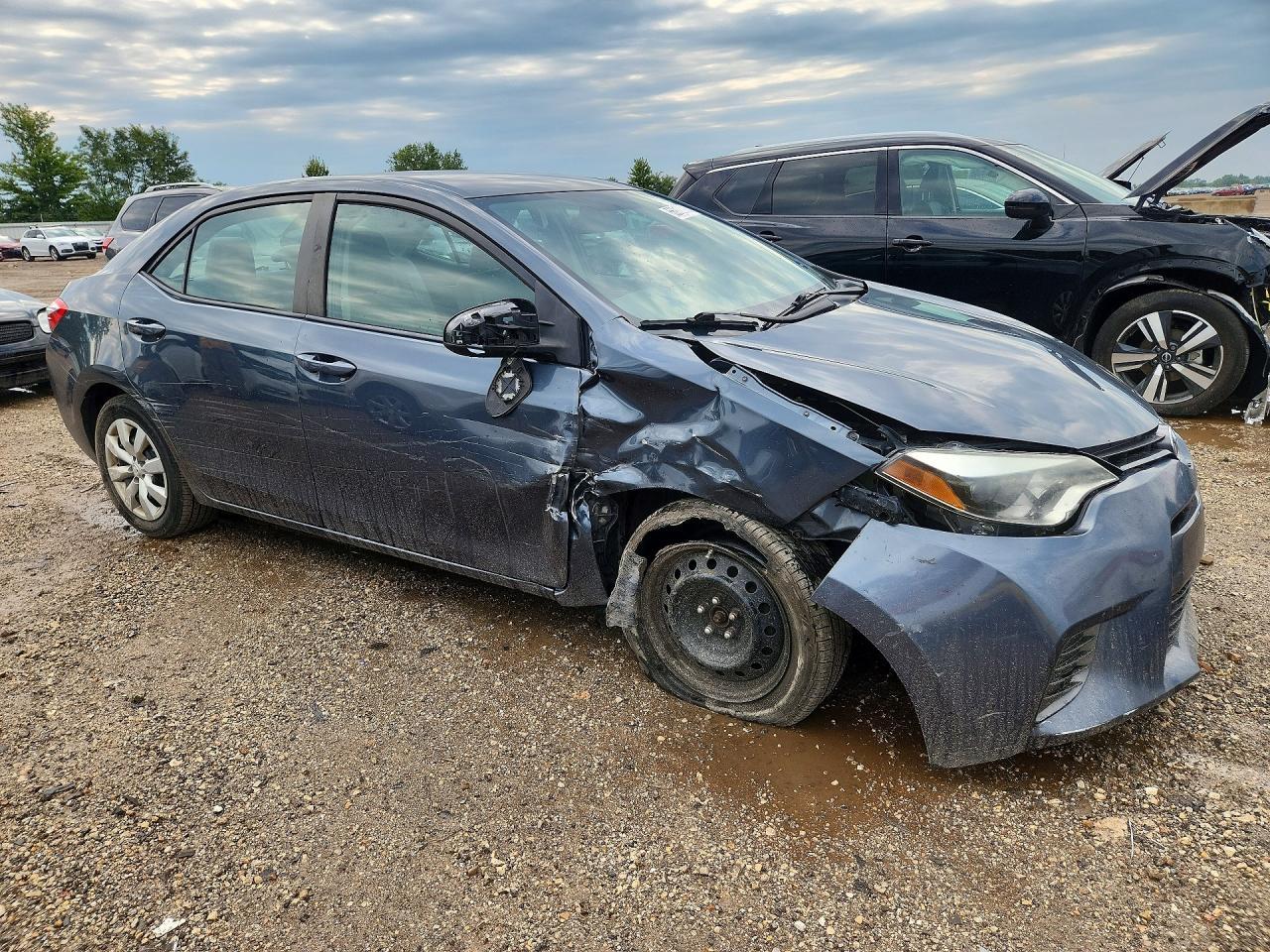 2015 Toyota Corolla Le - Image 4