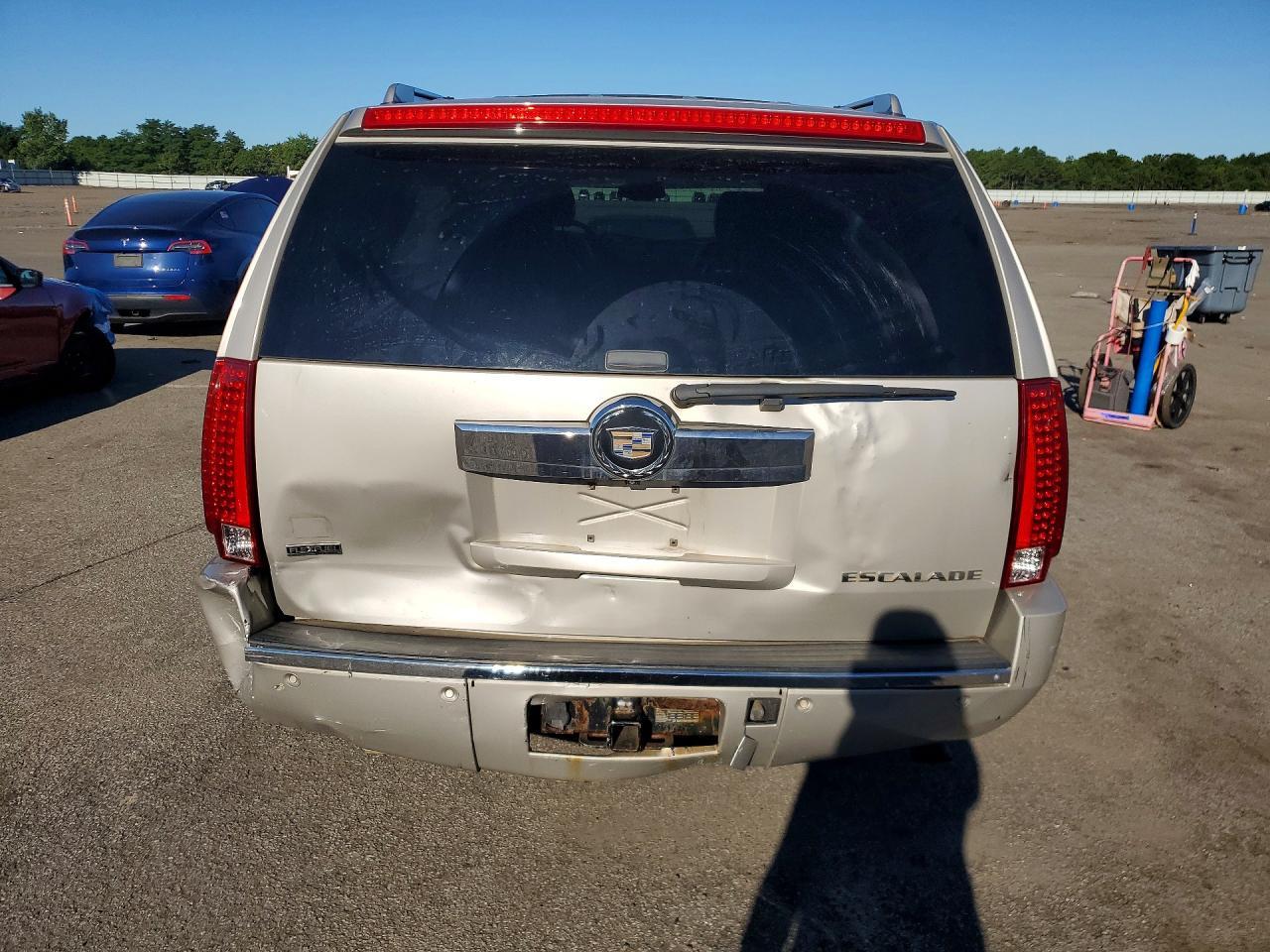 2009 Cadillac Escalade Esv Luxury - Image 6