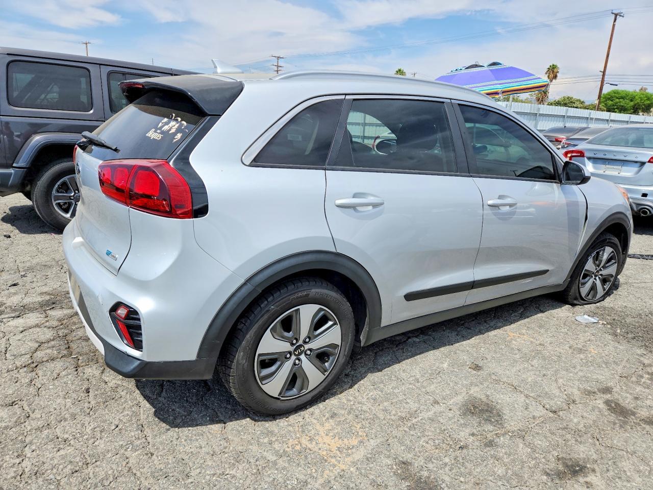 2020 Kia Niro - Image 3