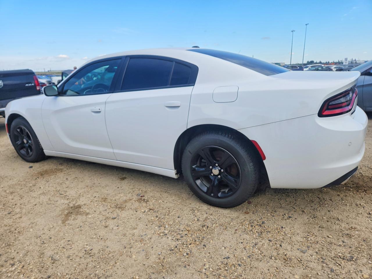2019 Dodge Charger Sxt - Фото 2