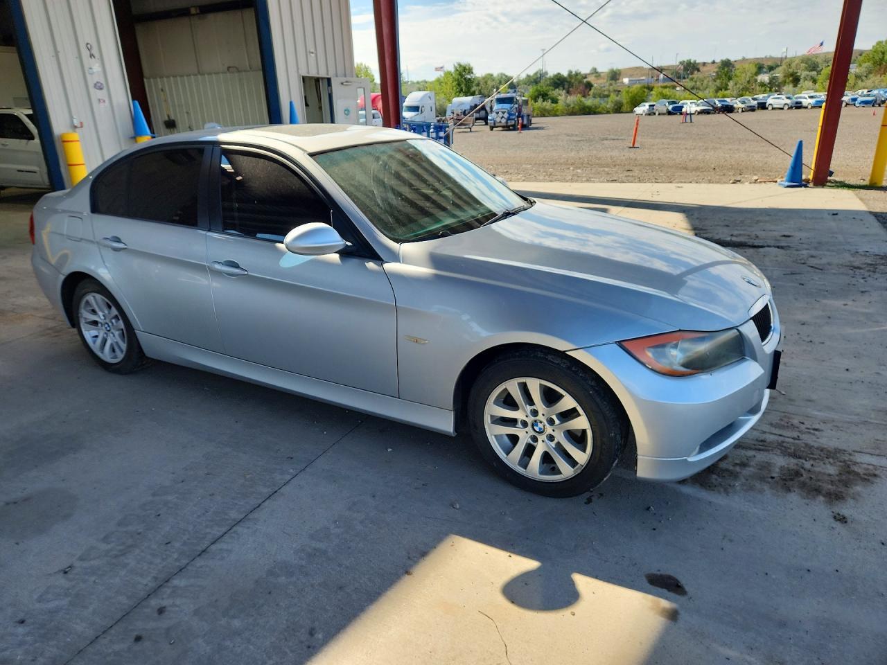 2006 BMW 325 I - Фото 4