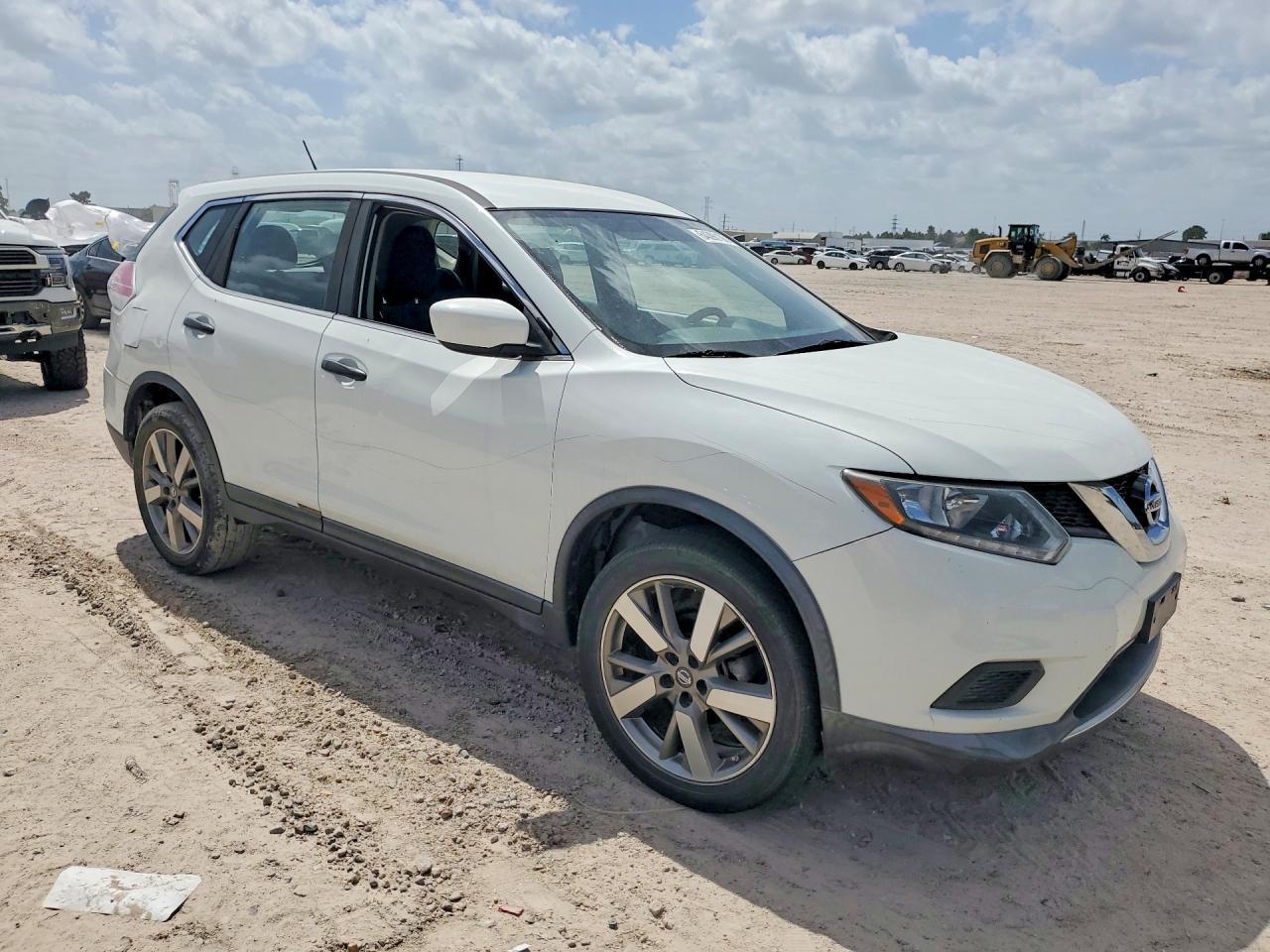 2016 Nissan Rogue S - Фото 4