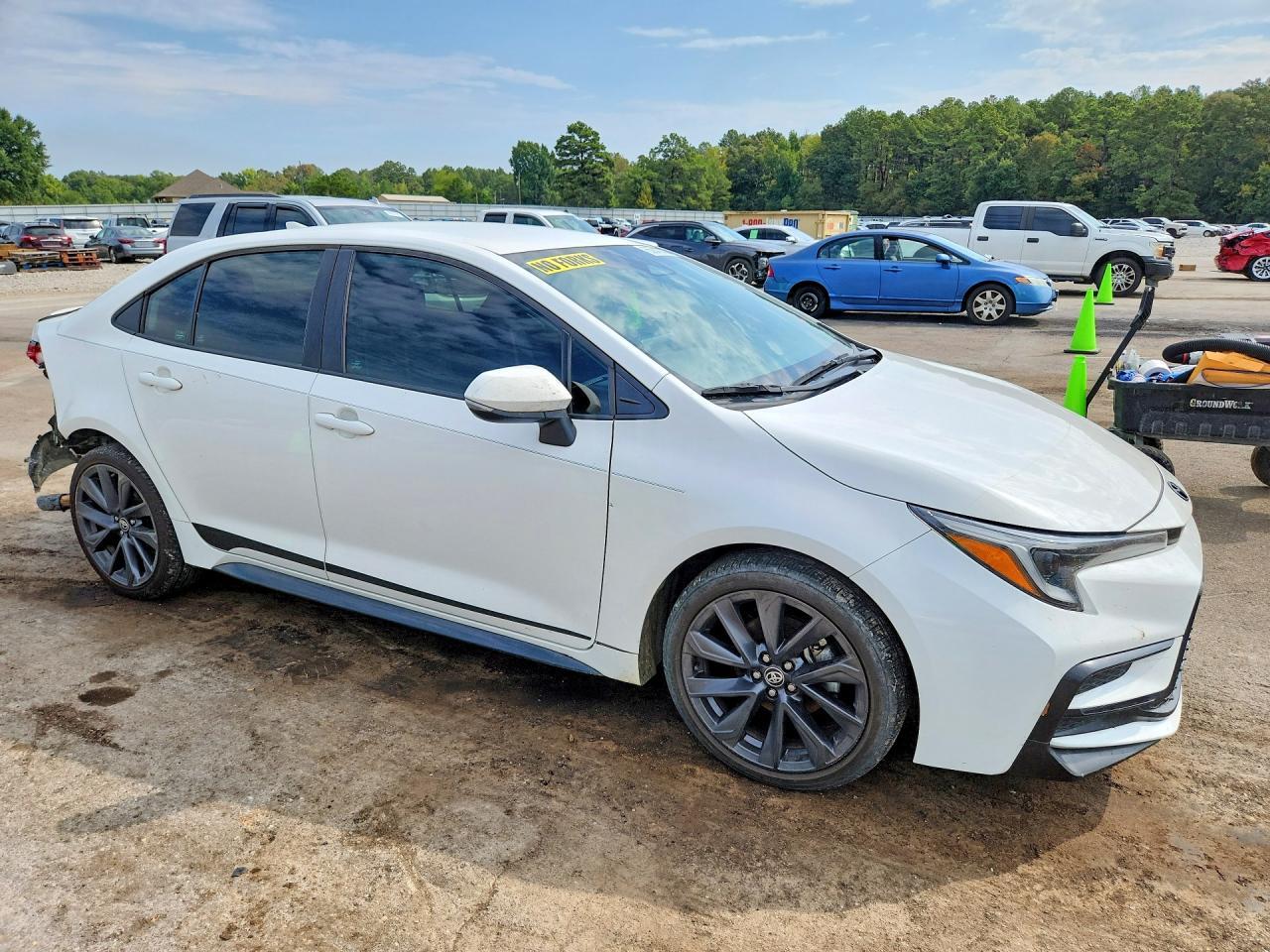 2023 Toyota Corolla Se - Фото 4