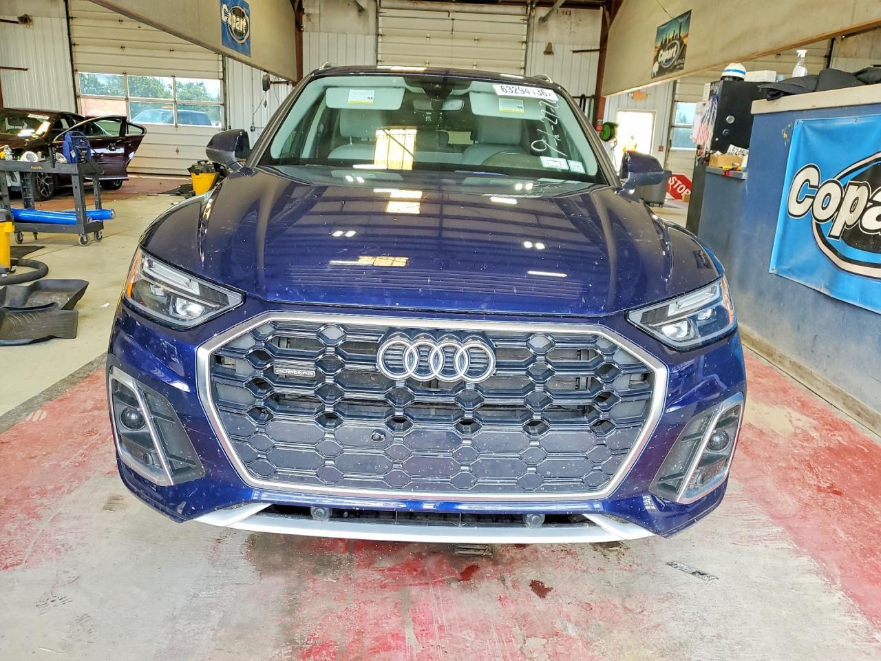 2022 Audi Q5 Premium 45 - Image 5