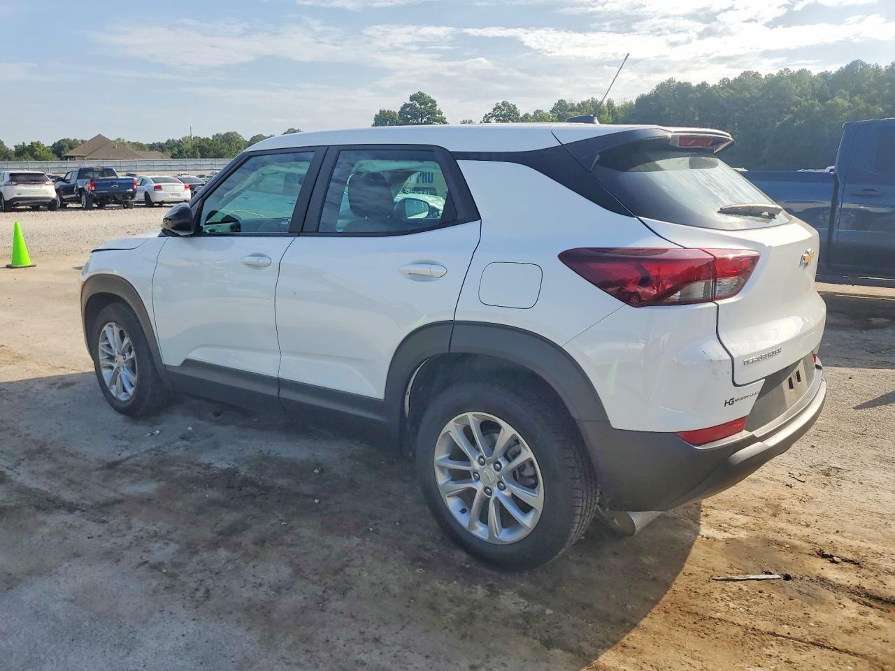 2024 Chevrolet Trailblazer Ls - Фото 2