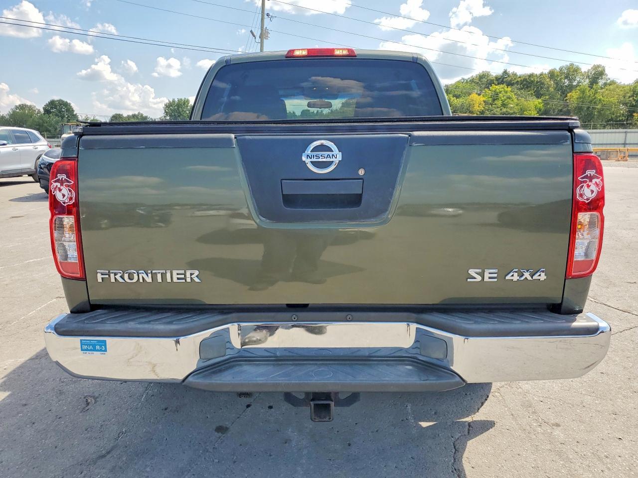 2005 Nissan Frontier Se - Фото 6