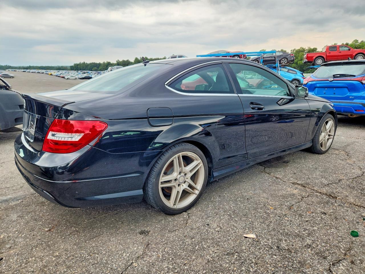 2014 Mercedes-Benz C 250 - Image 3