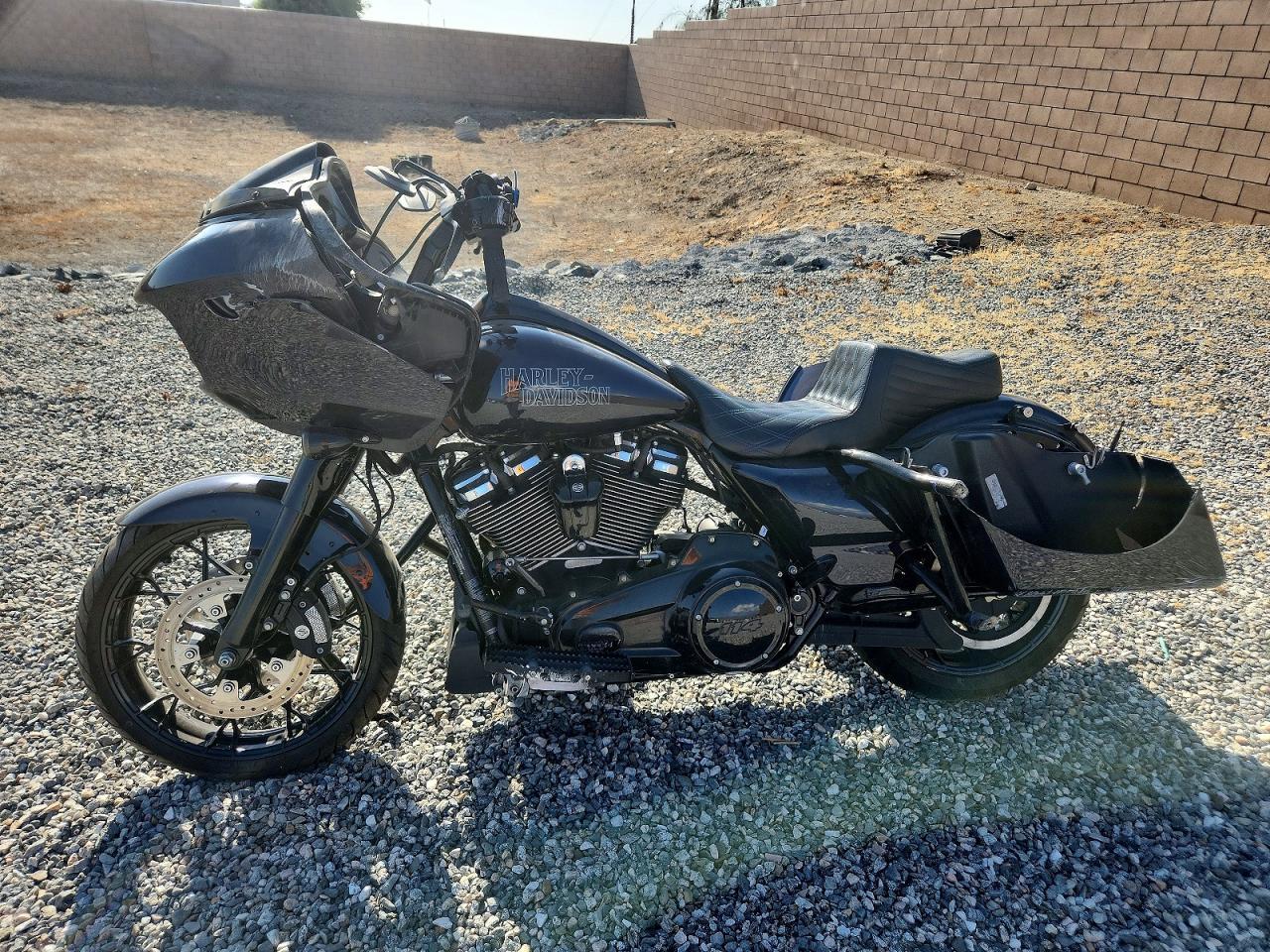 2023 Harley-Davidson Fltrxs - Image 3