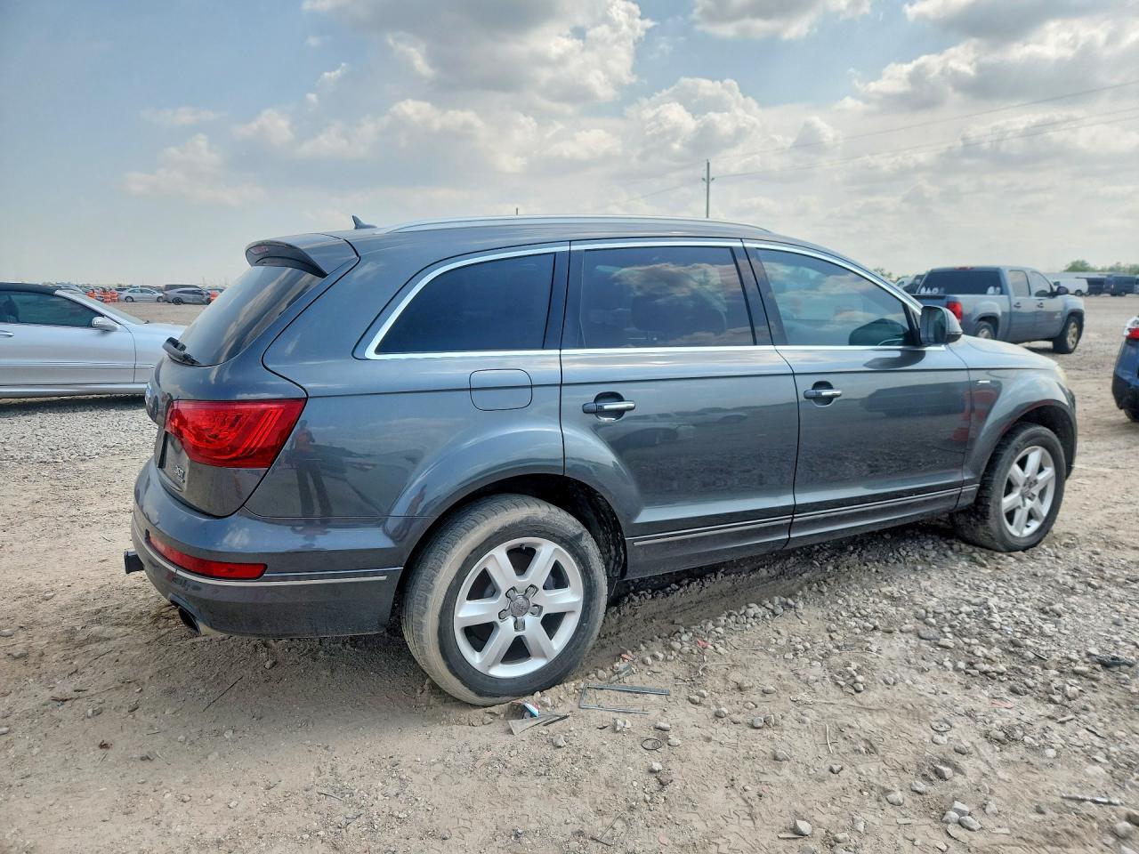 2015 Audi Q7 Premium Plus - Image 3