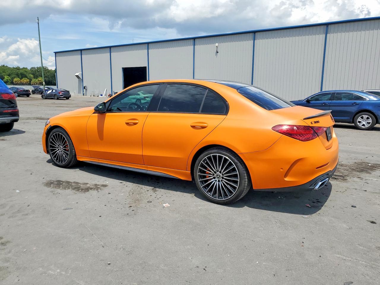 2023 Mercedes-Benz C 300 - Фото 2