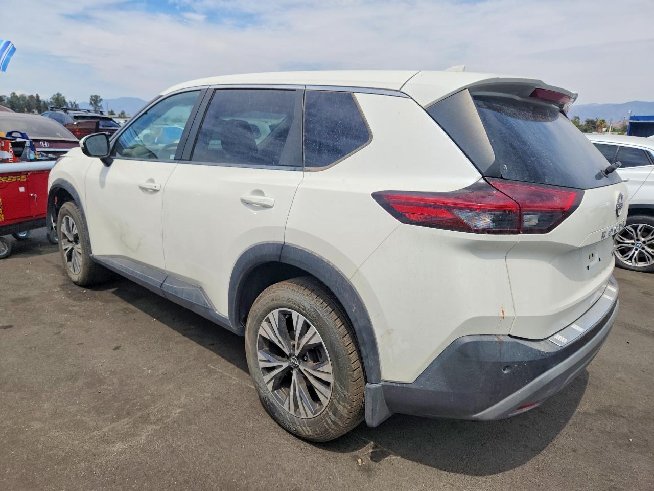 2023 Nissan Rogue Sv - Фото 2