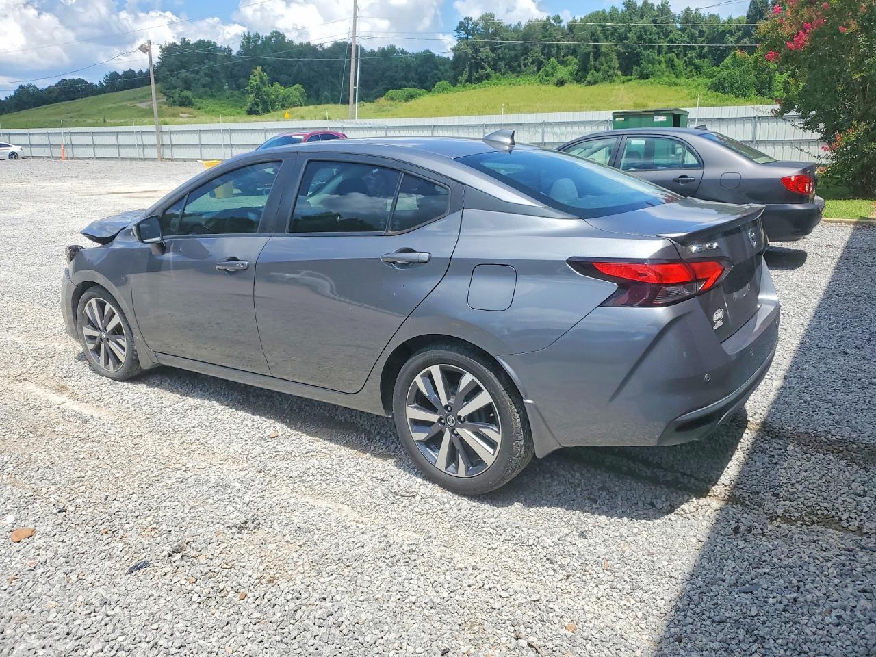 2020 Nissan Versa Sr - Фото 2