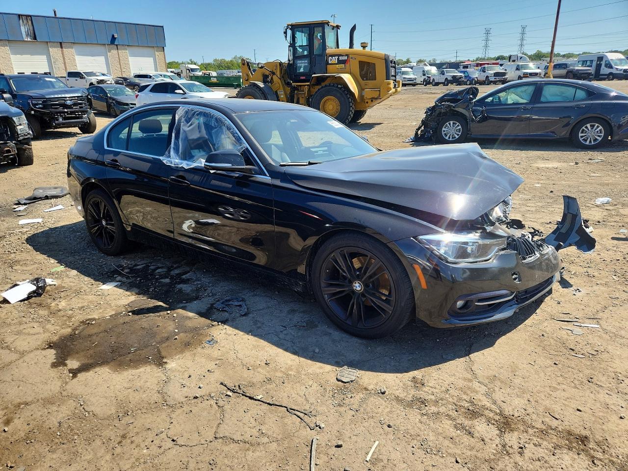 2018 BMW 330 Xi - Фото 4