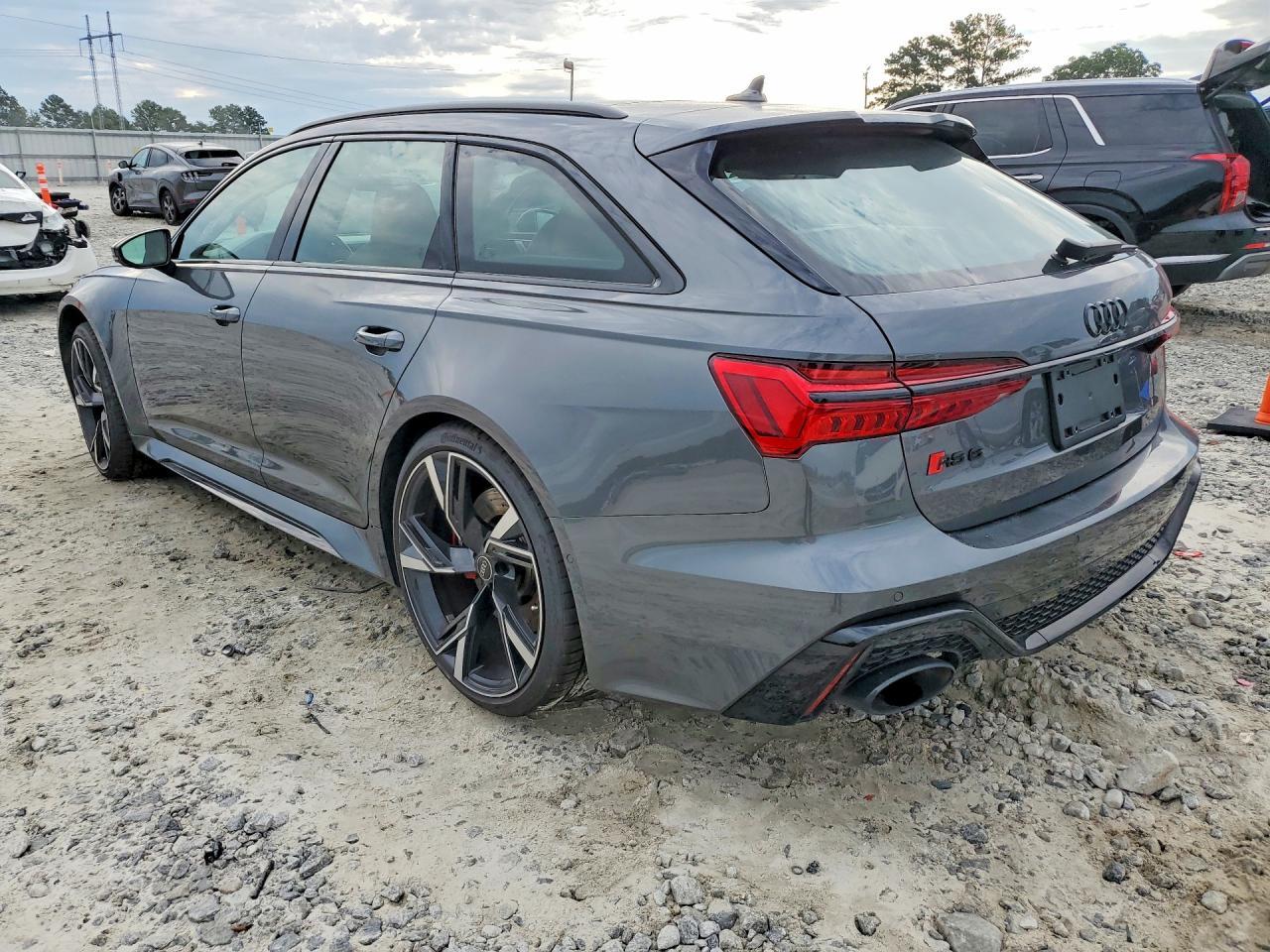 2023 Audi Rs6 - Фото 2