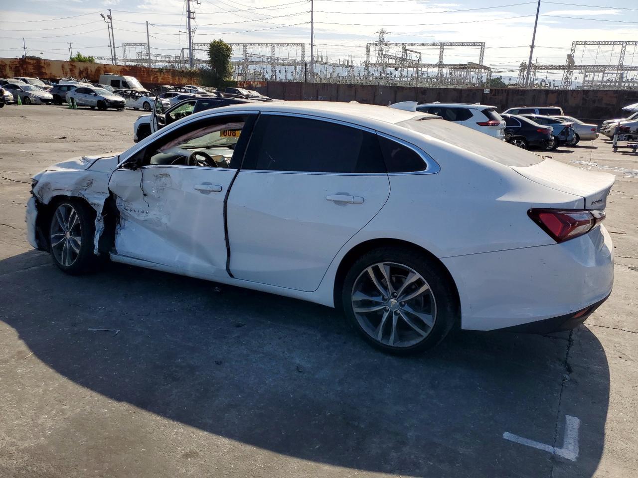2021 Chevrolet Malibu Lt - Фото 2