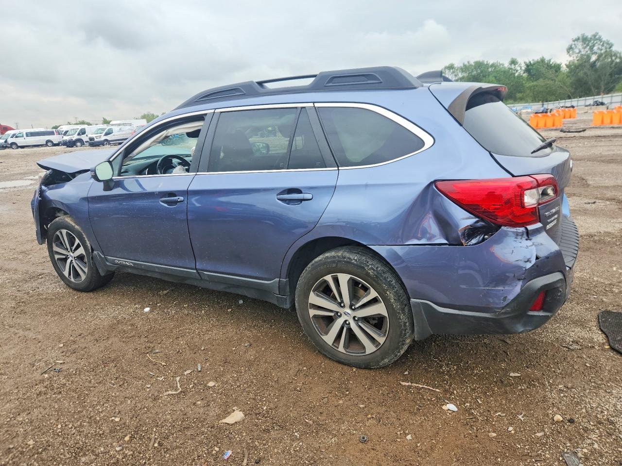 2018 Subaru Outback 2.5I Limited - Фото 2
