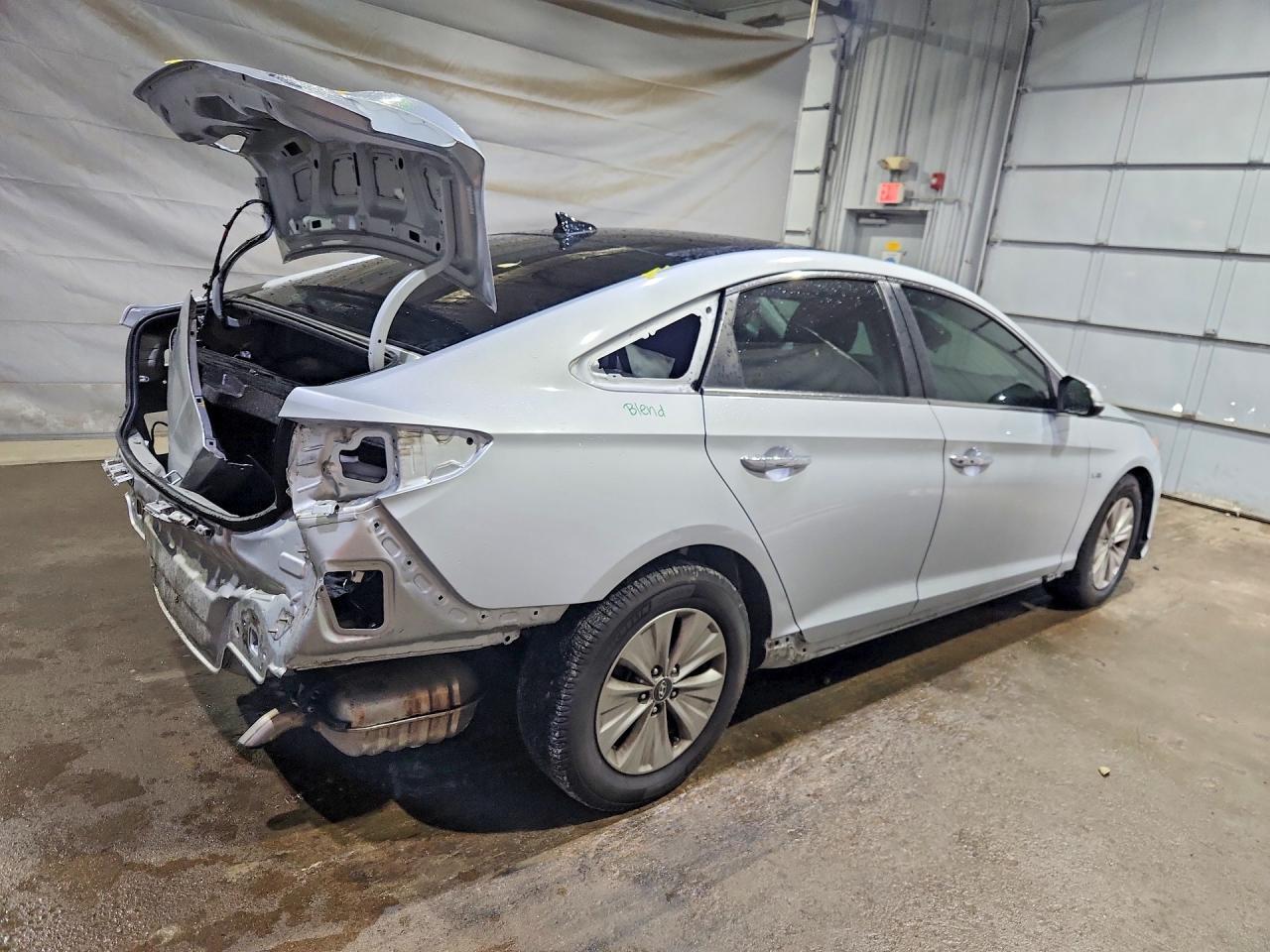 2018 Hyundai Sonata Hybrid Limited - Image 3