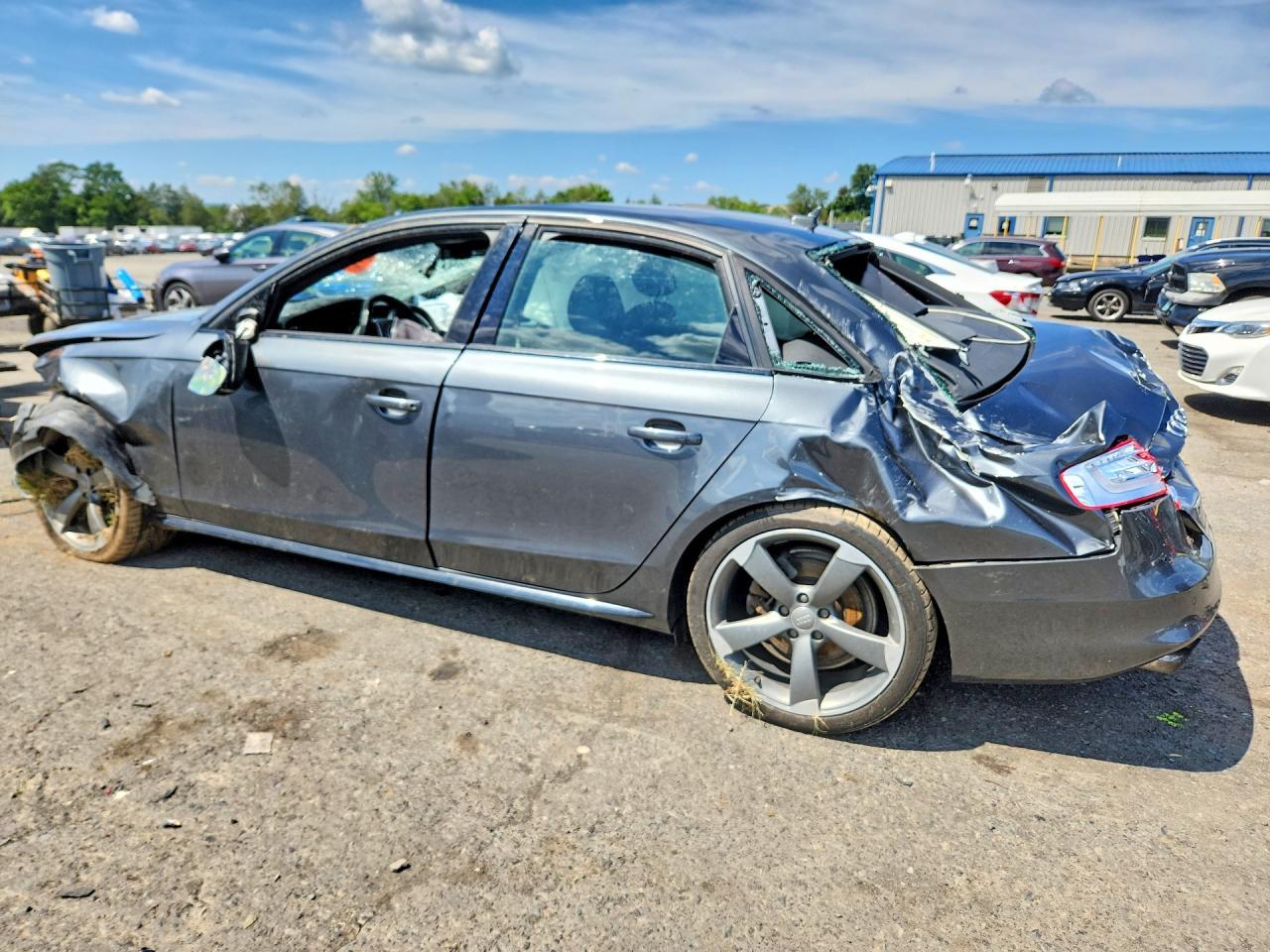 2015 Audi A4 Premium Plus - Фото 2