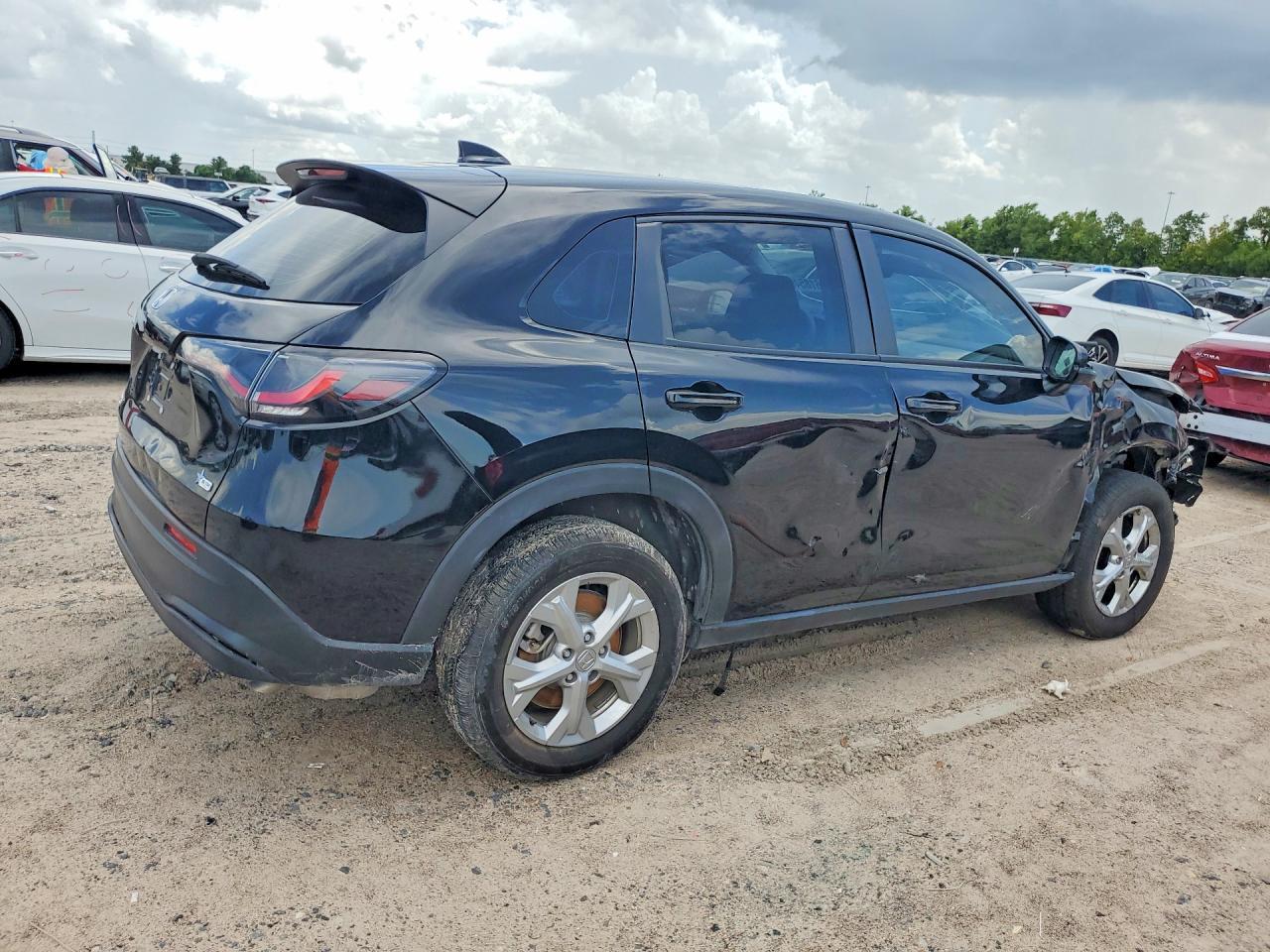 2025 Honda Hr-V Lx - Image 3