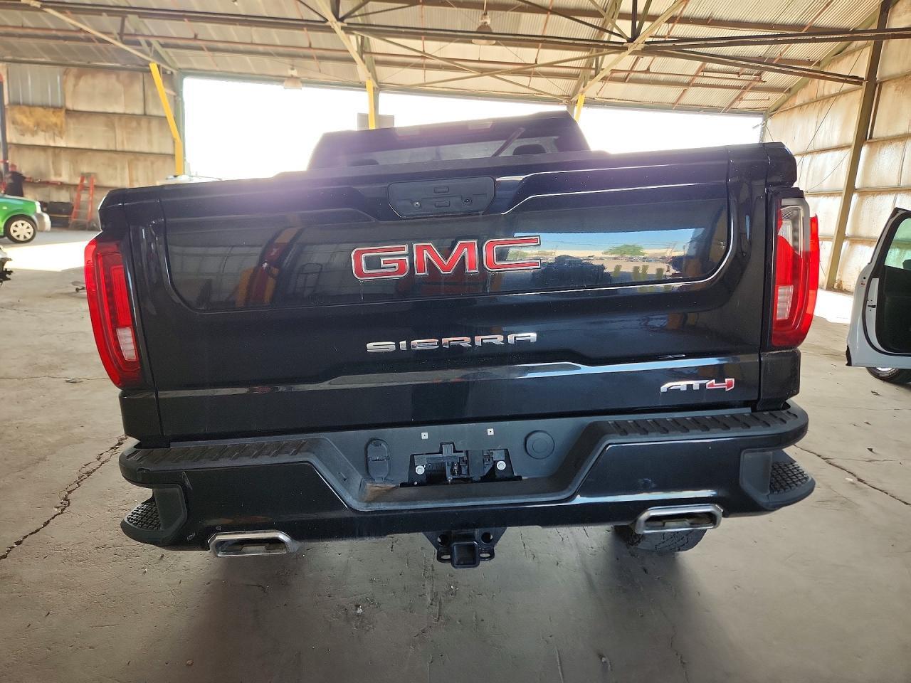 2021 GMC Sierra K1500 At4 - Фото 6