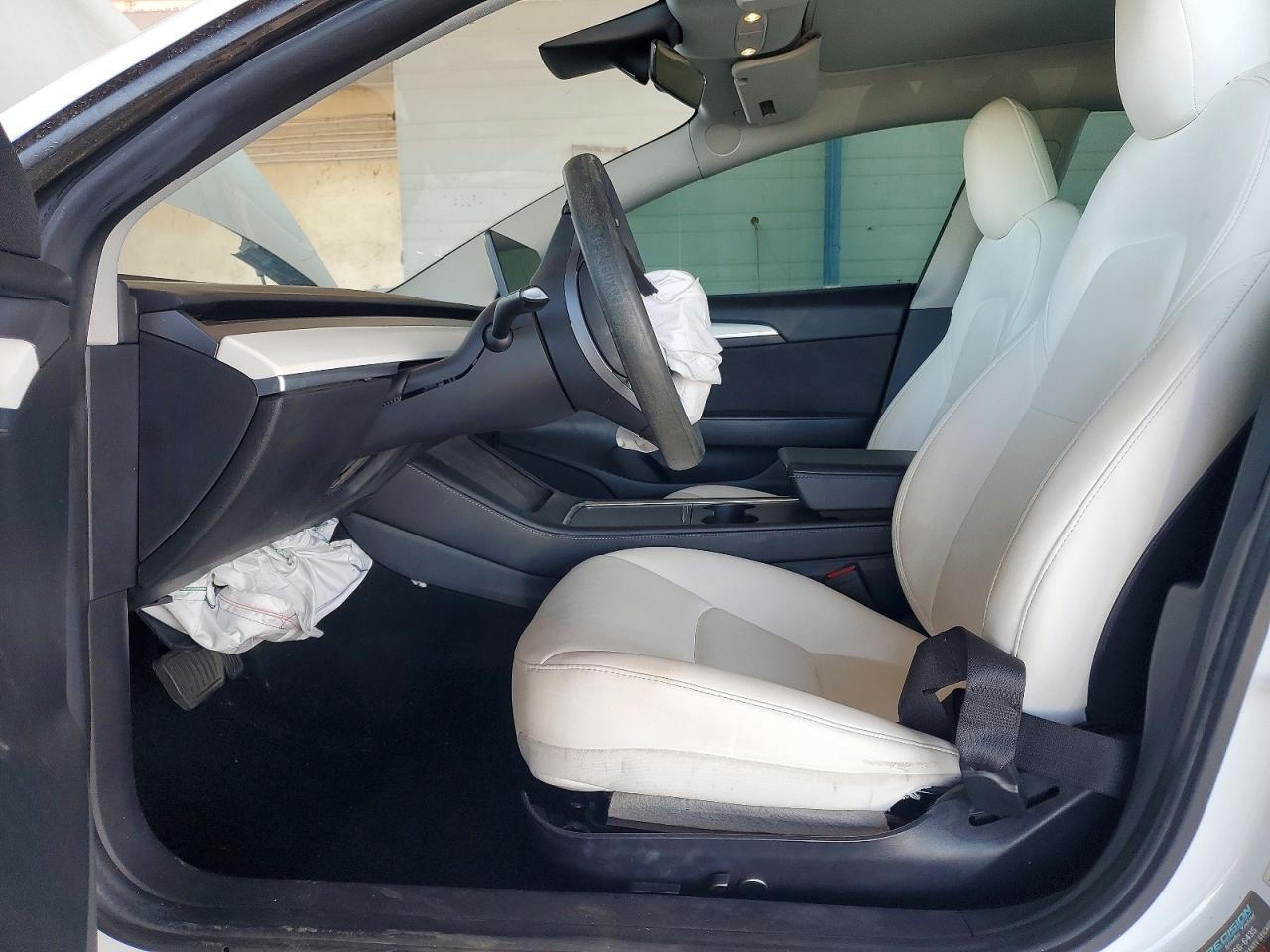 2021 Tesla Model 3 - Image 7