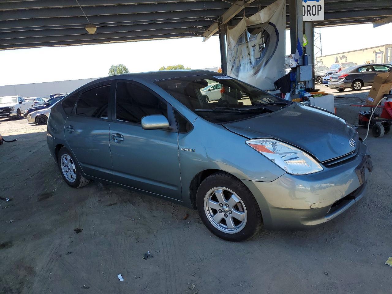 2005 Toyota Prius Base - Фото 4