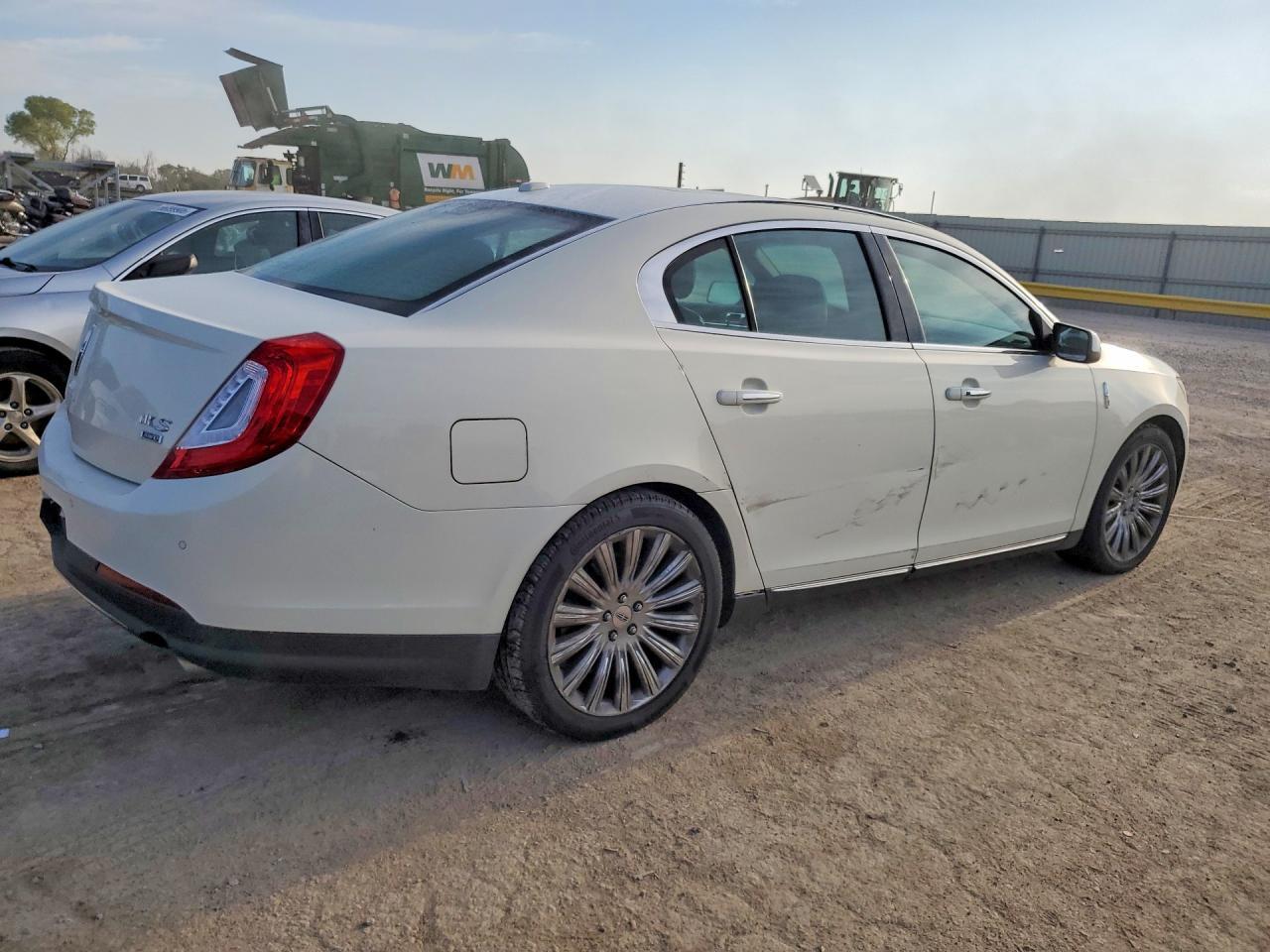 2013 Lincoln Mks - Фото 3
