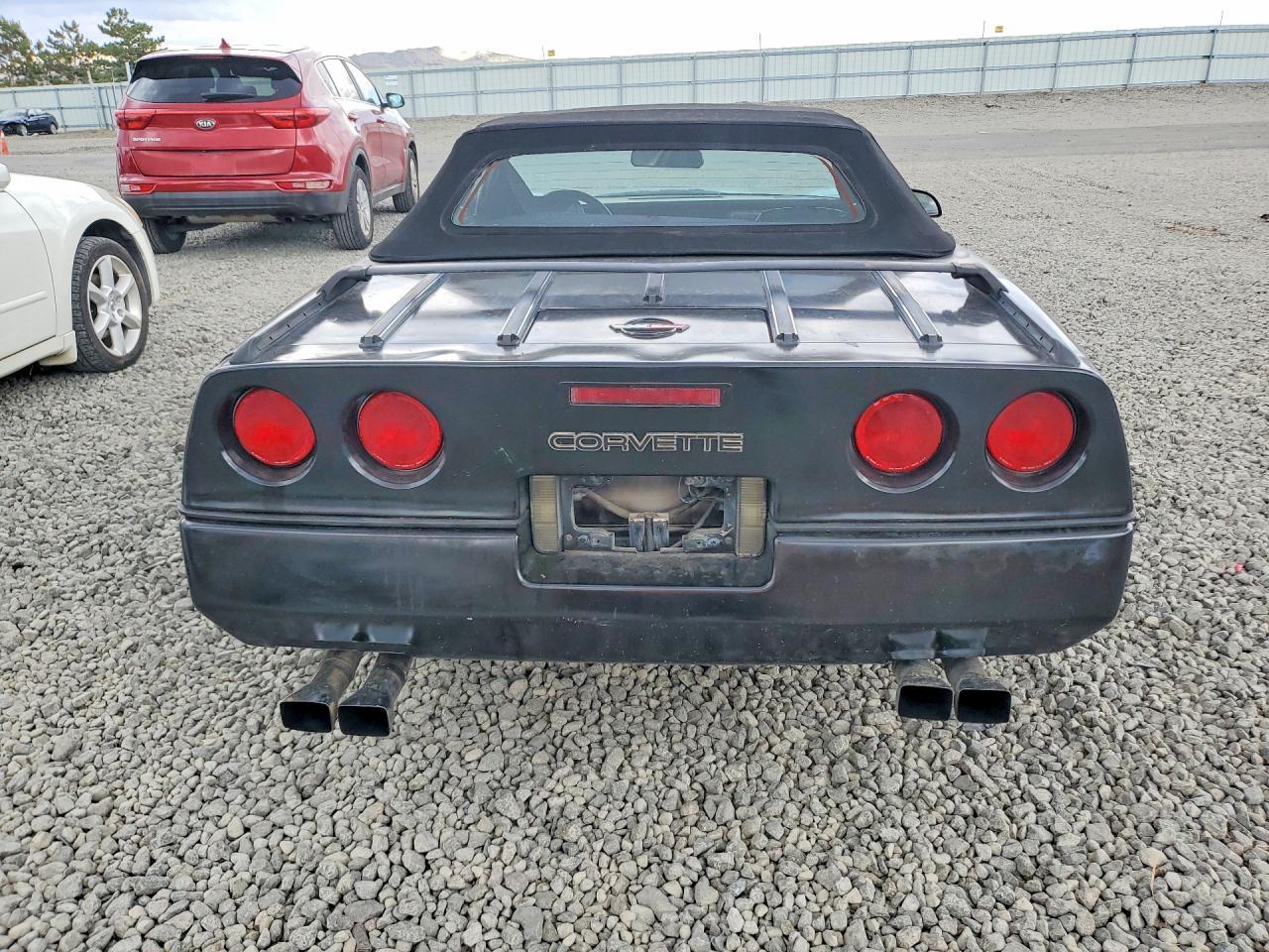 1986 Chevrolet Corvette - Фото 6