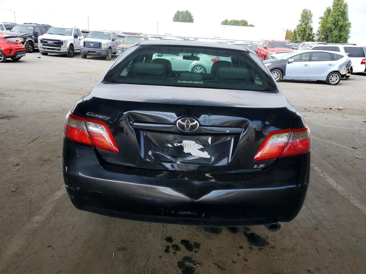2009 Toyota Camry Le - Фото 6
