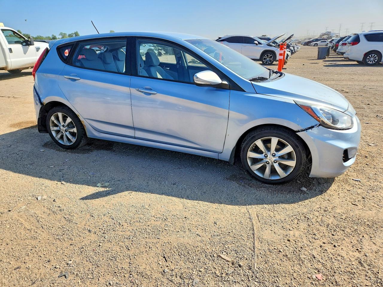 2013 Hyundai Accent Se - Image 4