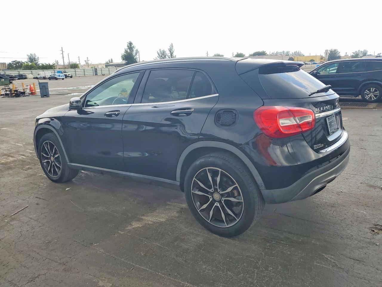 2016 Mercedes-Benz Gla 250 - Фото 2