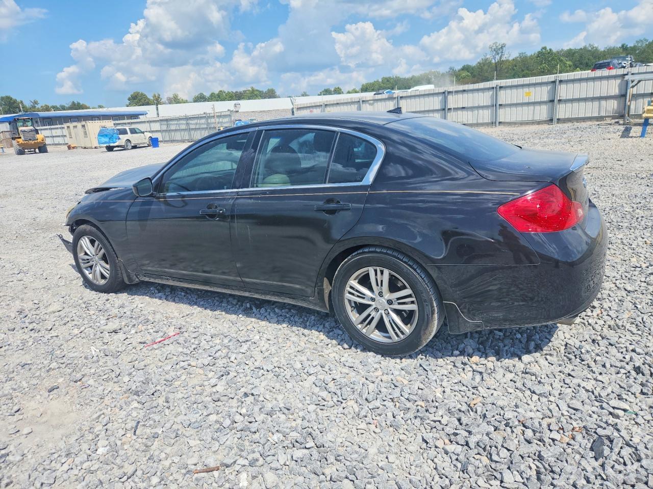 2012 Infiniti G37 Sedan Journey - Фото 2