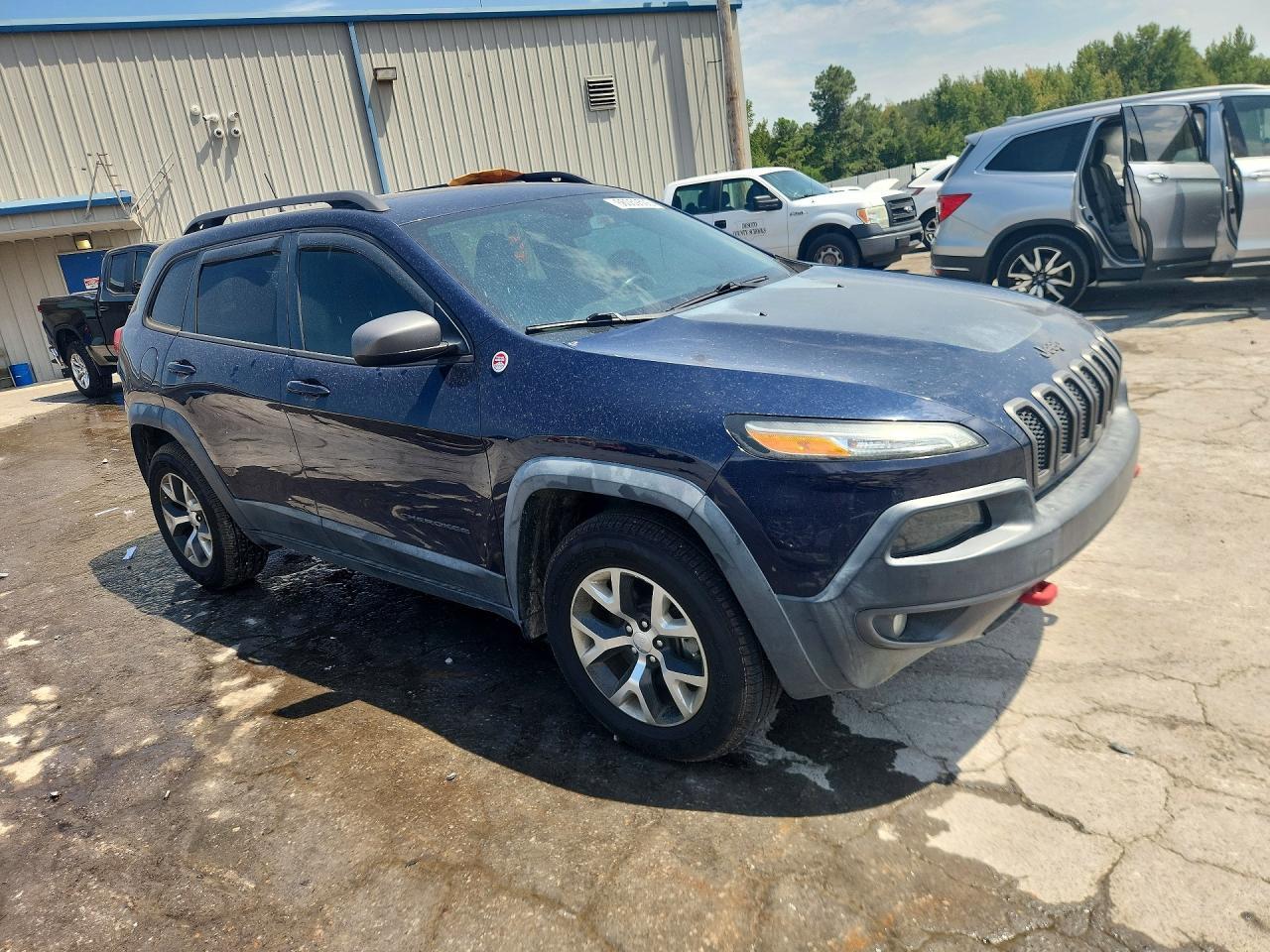 2016 Jeep Cherokee Trailhawk - Фото 4