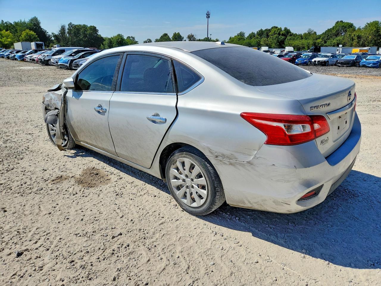 2017 Nissan Sentra Sv - Фото 2
