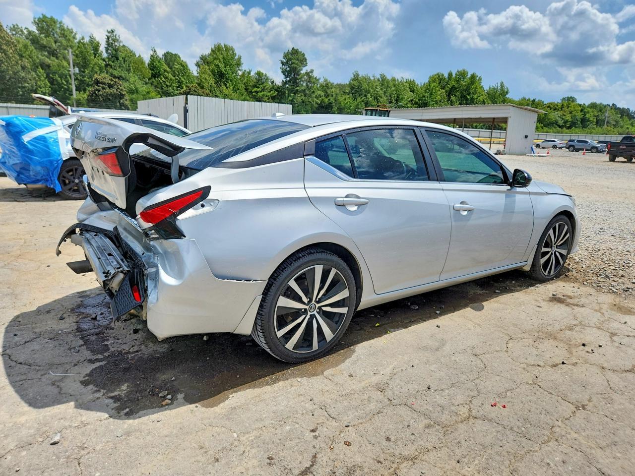 2021 Nissan Altima Sr - Фото 3