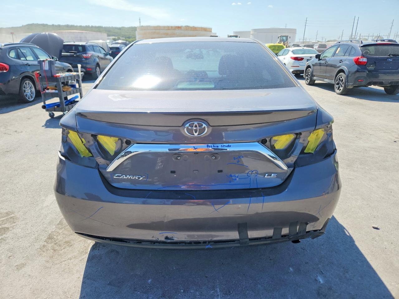2015 Toyota Camry Le - Фото 6
