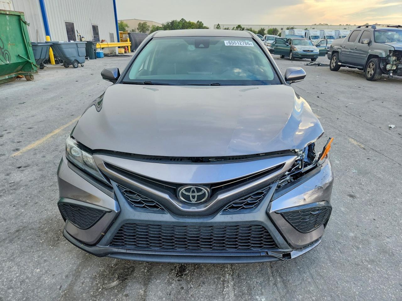 2024 Toyota Camry Se - Фото 5